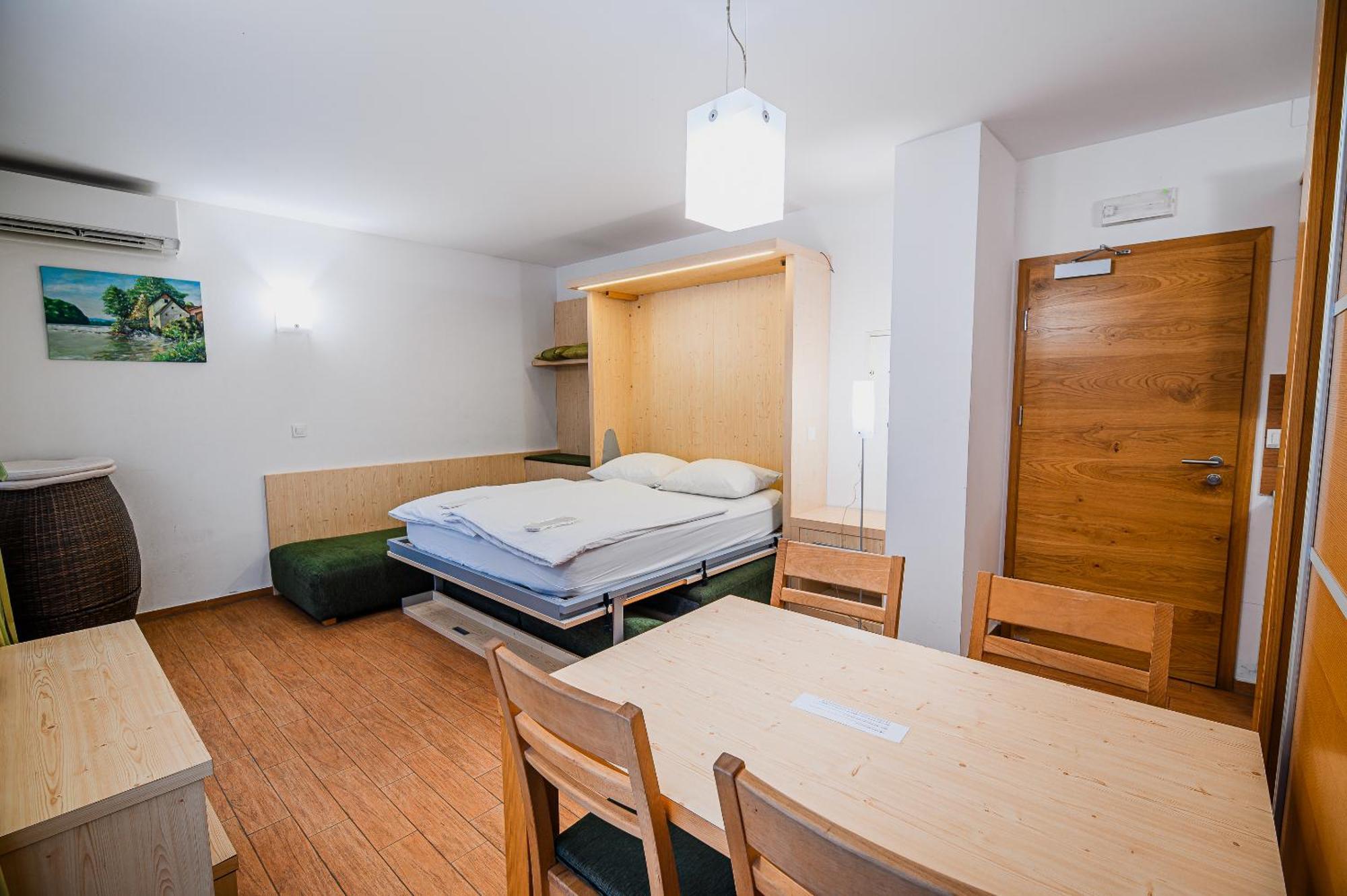 Apartments Maleric With Indoor Pool And Wellness Dragatuš Cameră foto