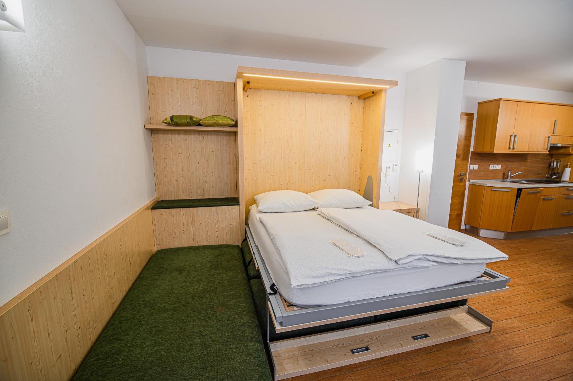 Apartments Maleric With Indoor Pool And Wellness Dragatuš Cameră foto