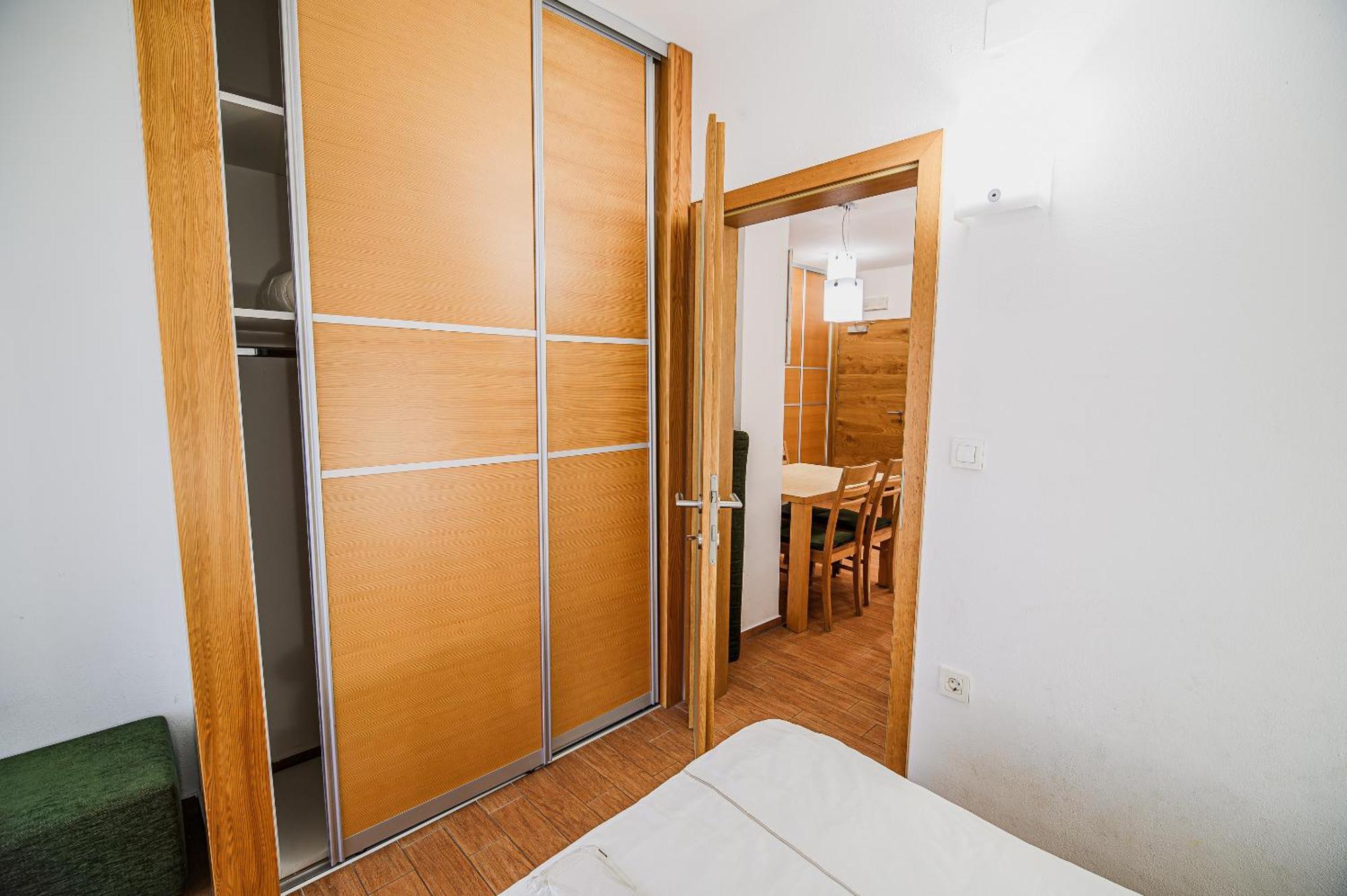 Apartments Maleric With Indoor Pool And Wellness Dragatuš Cameră foto