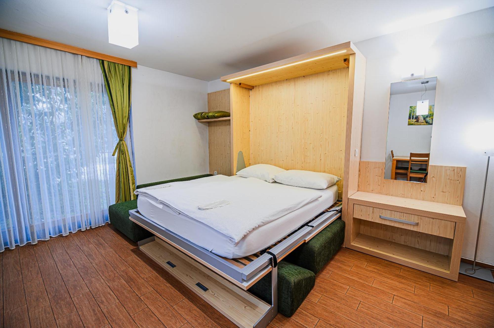 Apartments Maleric With Indoor Pool And Wellness Dragatuš Cameră foto