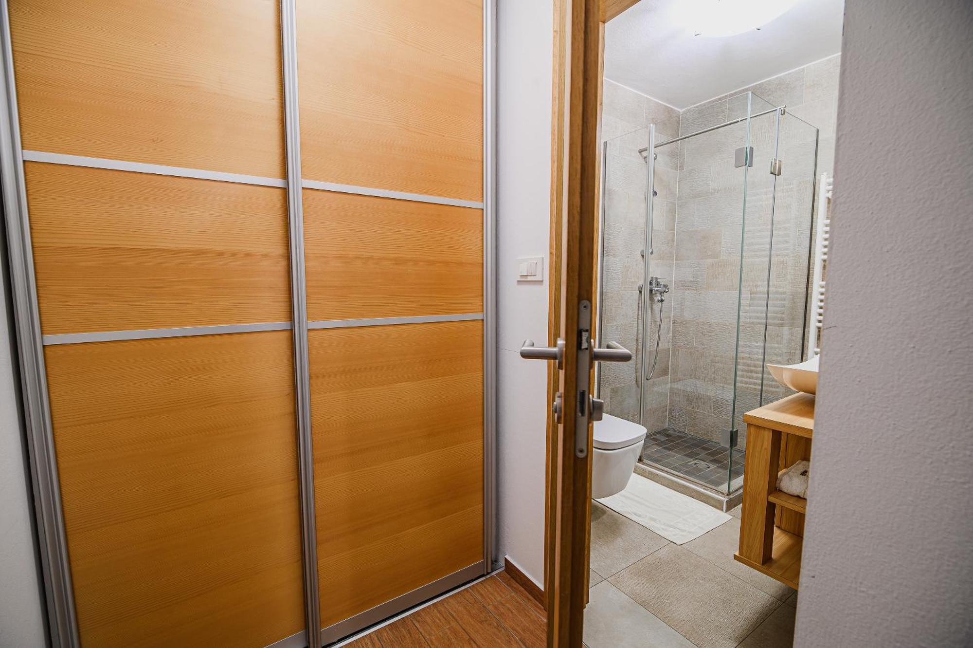 Apartments Maleric With Indoor Pool And Wellness Dragatuš Cameră foto